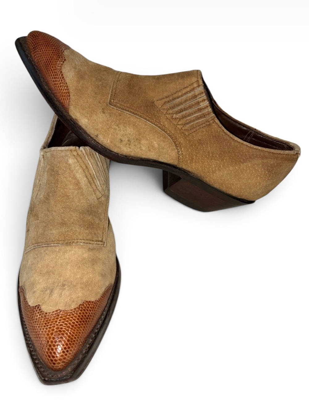 Nicona vintage tan suede/snake skin, flat tip cowboy shoe boots. Sz6